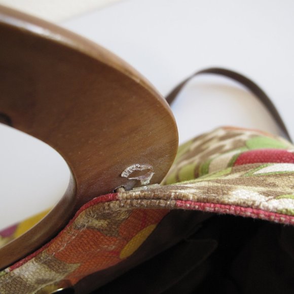 RELIC Tropical Floral Print Crossbody Purse - Picture 6 of 13